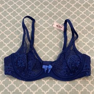 Victoria’s Secret Body Crochet Lace Unlined Demi Blue 32B NWT